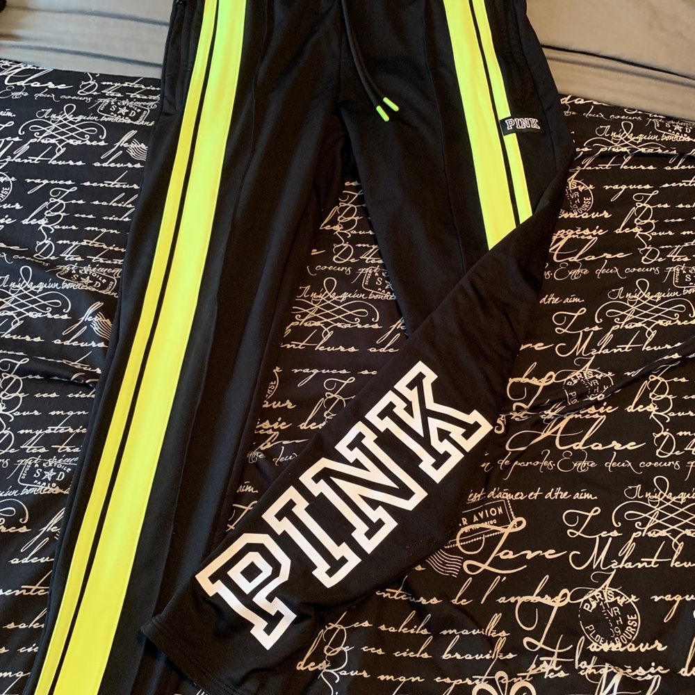Women’s Medium pants by PINK